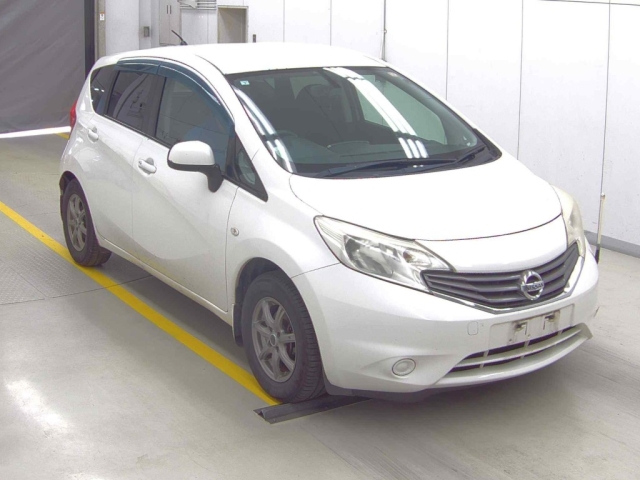 NISSAN NOTE — фото