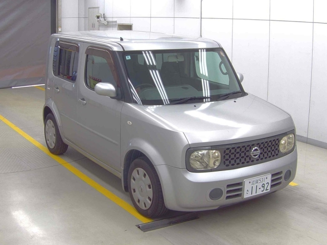 NISSAN CUBE — фото