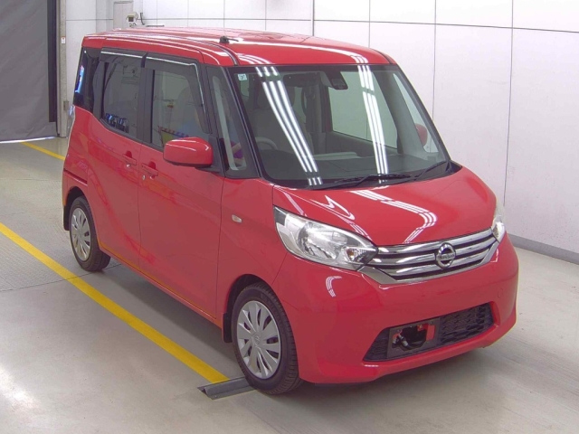 NISSAN DAYZ ROOX