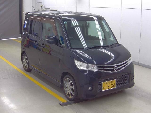 NISSAN ROOX