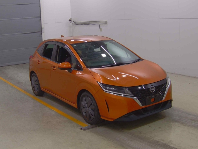 NISSAN NOTE — фото