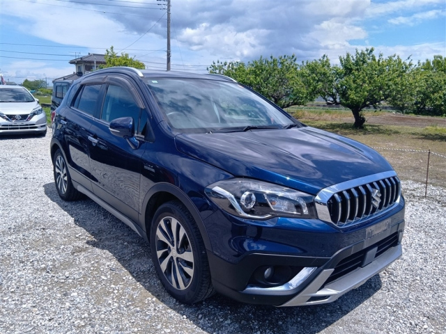 SUZUKI SX 4 — фото