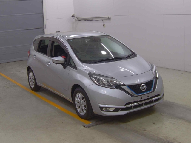 NISSAN NOTE — фото