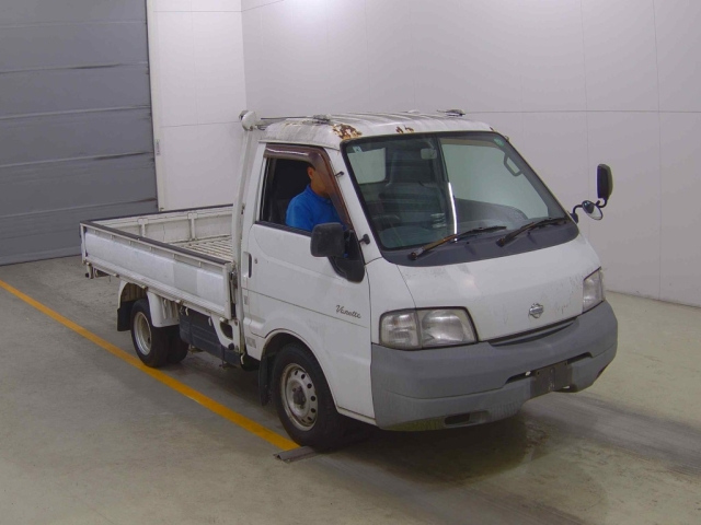 NISSAN VANETTE TRUCK