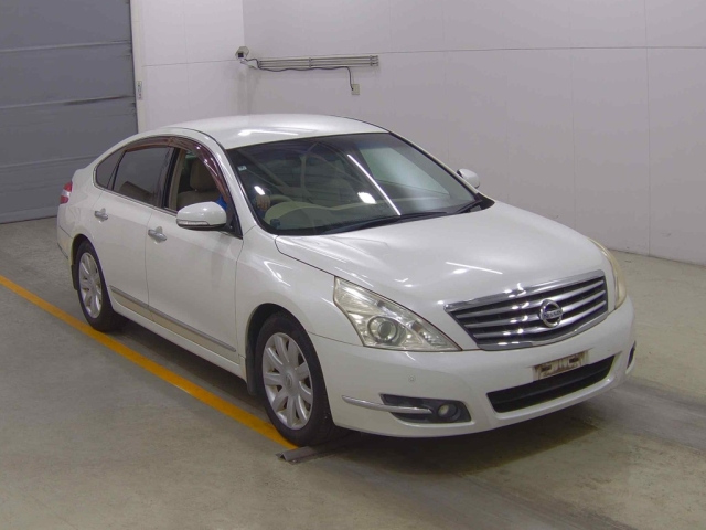 NISSAN TEANA