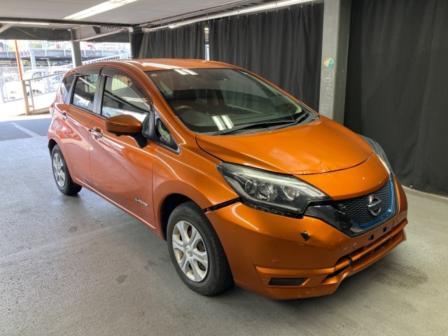 NISSAN NOTE — фото