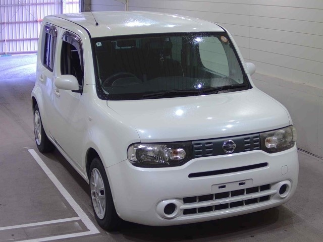 NISSAN CUBE — фото
