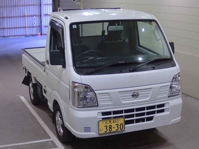 NISSAN CLIPPER TRUCK