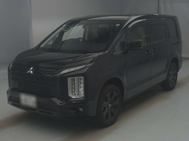 MITSUBISHI DELICA — фото