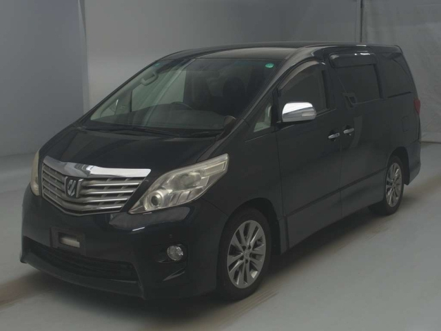 TOYOTA ALPHARD — фото