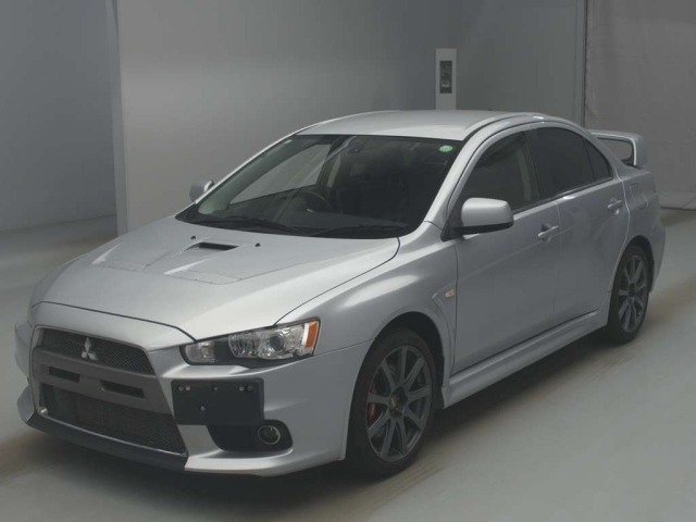 MITSUBISHI LANCER — фото