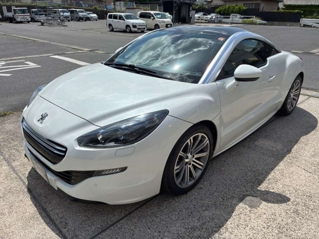PEUGEOT RCZ — фото