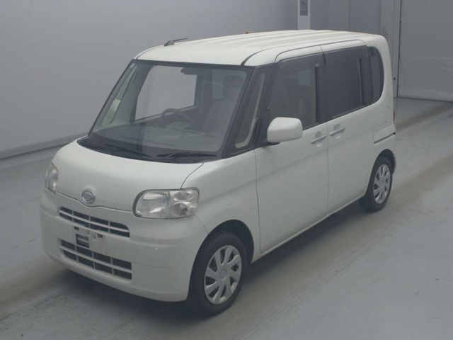 DAIHATSU TANTO — фото