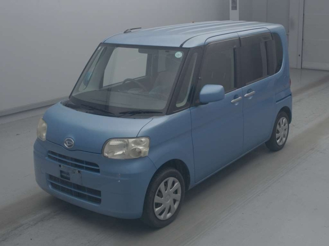 DAIHATSU TANTO — фото