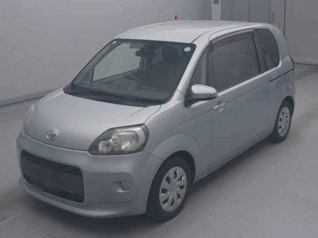 TOYOTA PORTE — фото