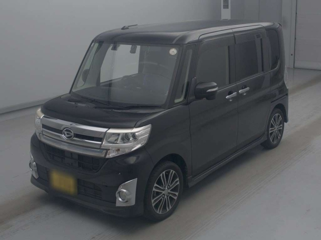 DAIHATSU TANTO — фото