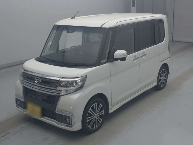 DAIHATSU TANTO — фото