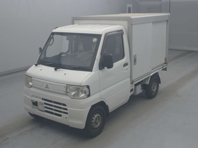 MITSUBISHI MINICAB TRUCK