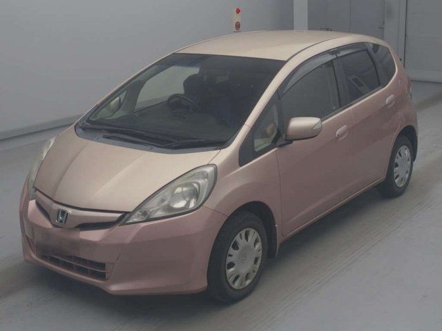 HONDA FIT — фото
