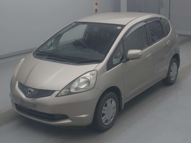 HONDA FIT — фото