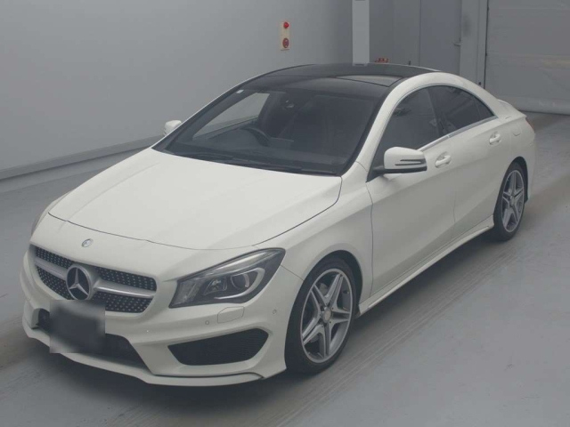 MERCEDES-BENZ CLA — фото