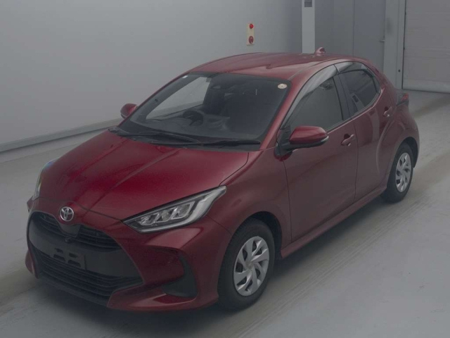 TOYOTA YARIS — фото