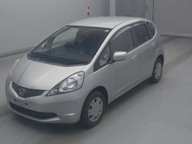 HONDA FIT — фото