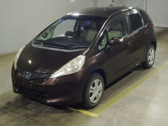 HONDA FIT — фото