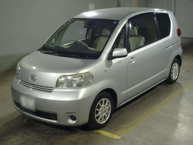 TOYOTA PORTE