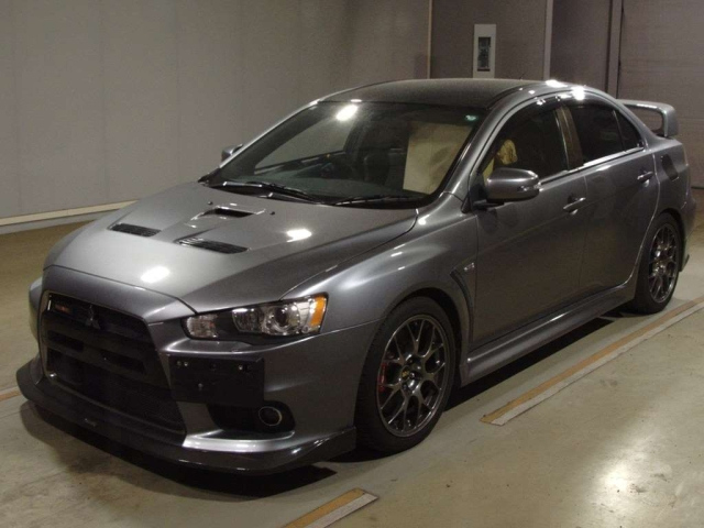 MITSUBISHI LANCER — фото