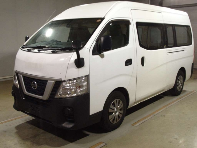 NISSAN CARAVAN — фото