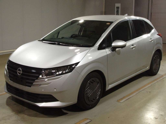 NISSAN NOTE — фото