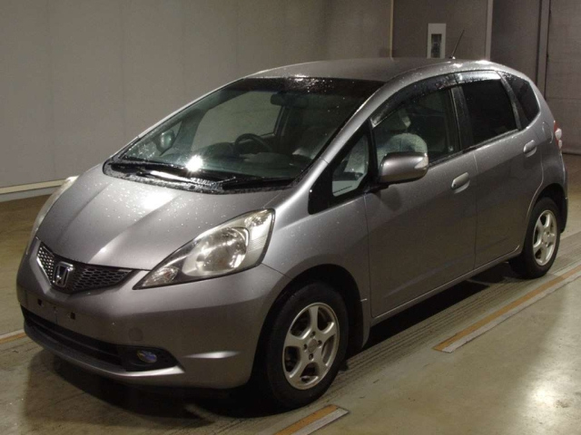 HONDA FIT — фото