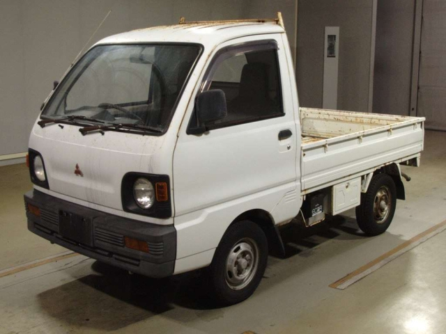 MITSUBISHI MINICAB — фото