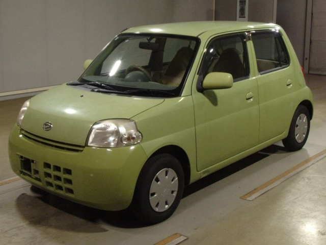 DAIHATSU ESSE
