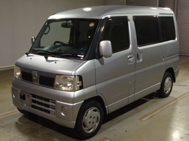 NISSAN CLIPPER RIO