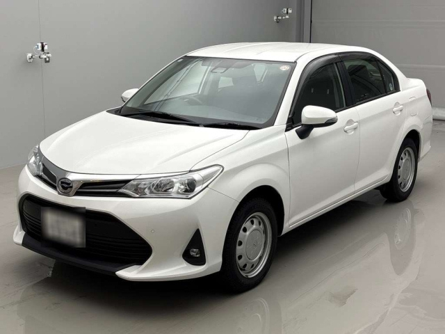 TOYOTA YARIS — фото