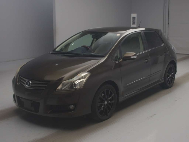 TOYOTA BLADE