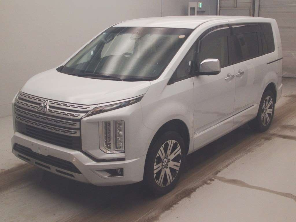MITSUBISHI DELICA