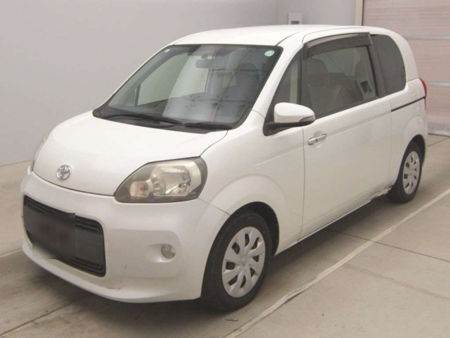 TOYOTA PORTE