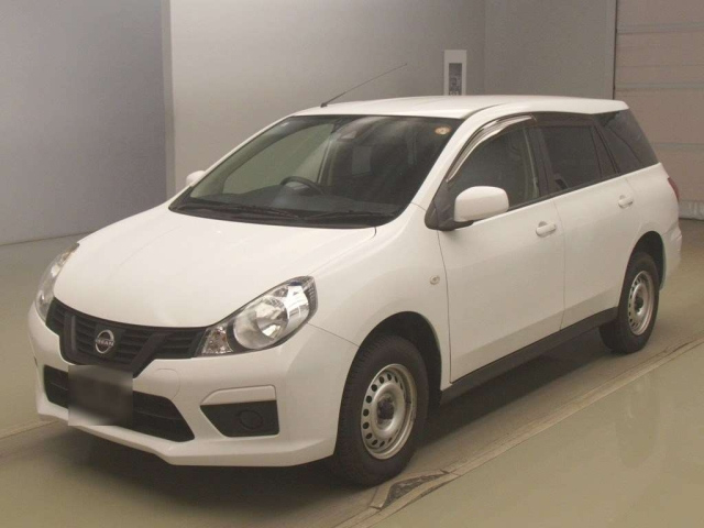 NISSAN AD