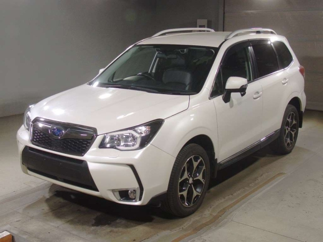 SUBARU FORESTER — фото