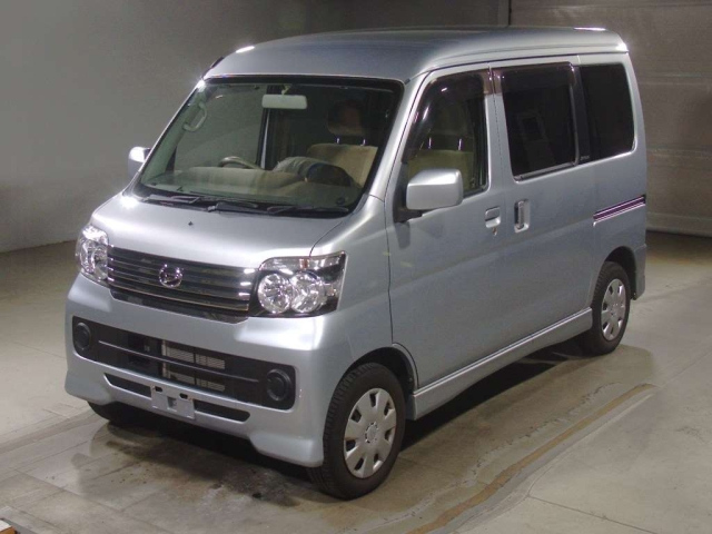 DAIHATSU ATRAI — фото