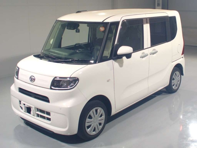 DAIHATSU TANTO — фото