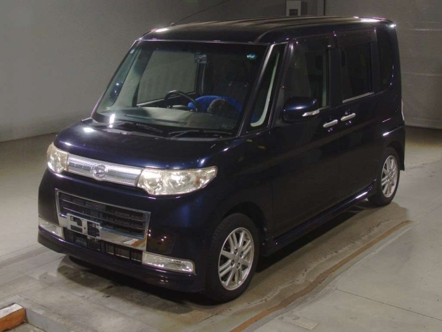 DAIHATSU TANTO — фото