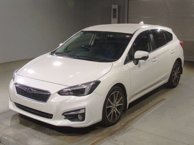 SUBARU IMPREZA — фото