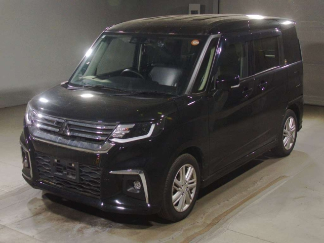 MITSUBISHI DELICA D2