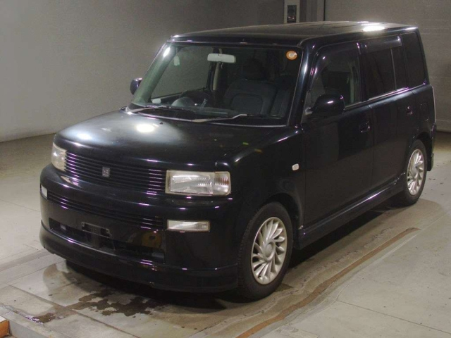 TOYOTA BB
