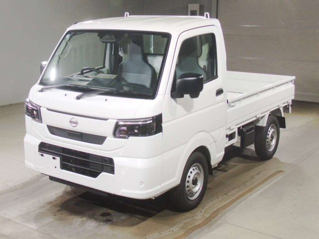 NISSAN CLIPPER TRUCK