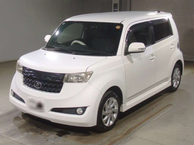 TOYOTA BB